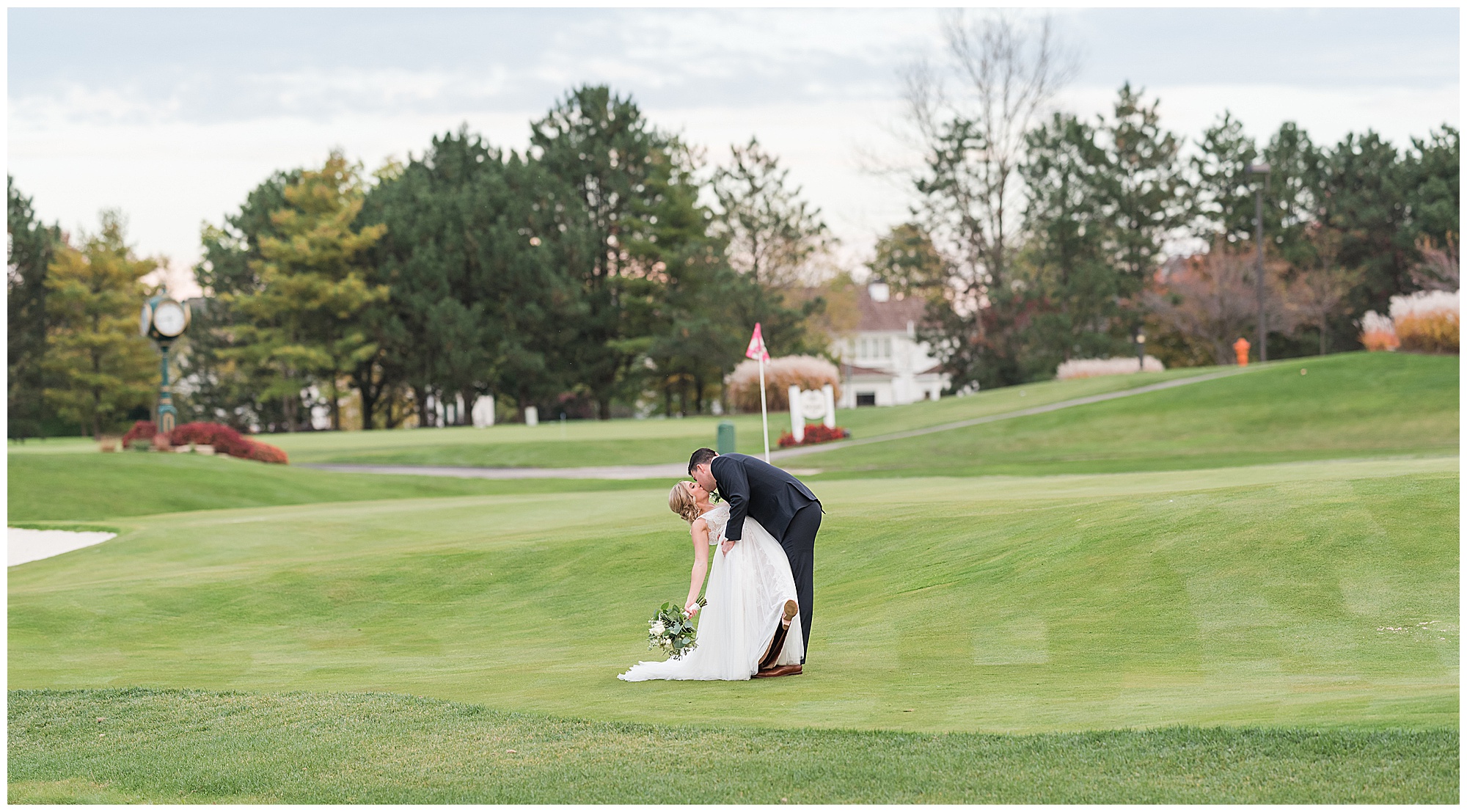 White Eagle Golf Club Wedding Photographer