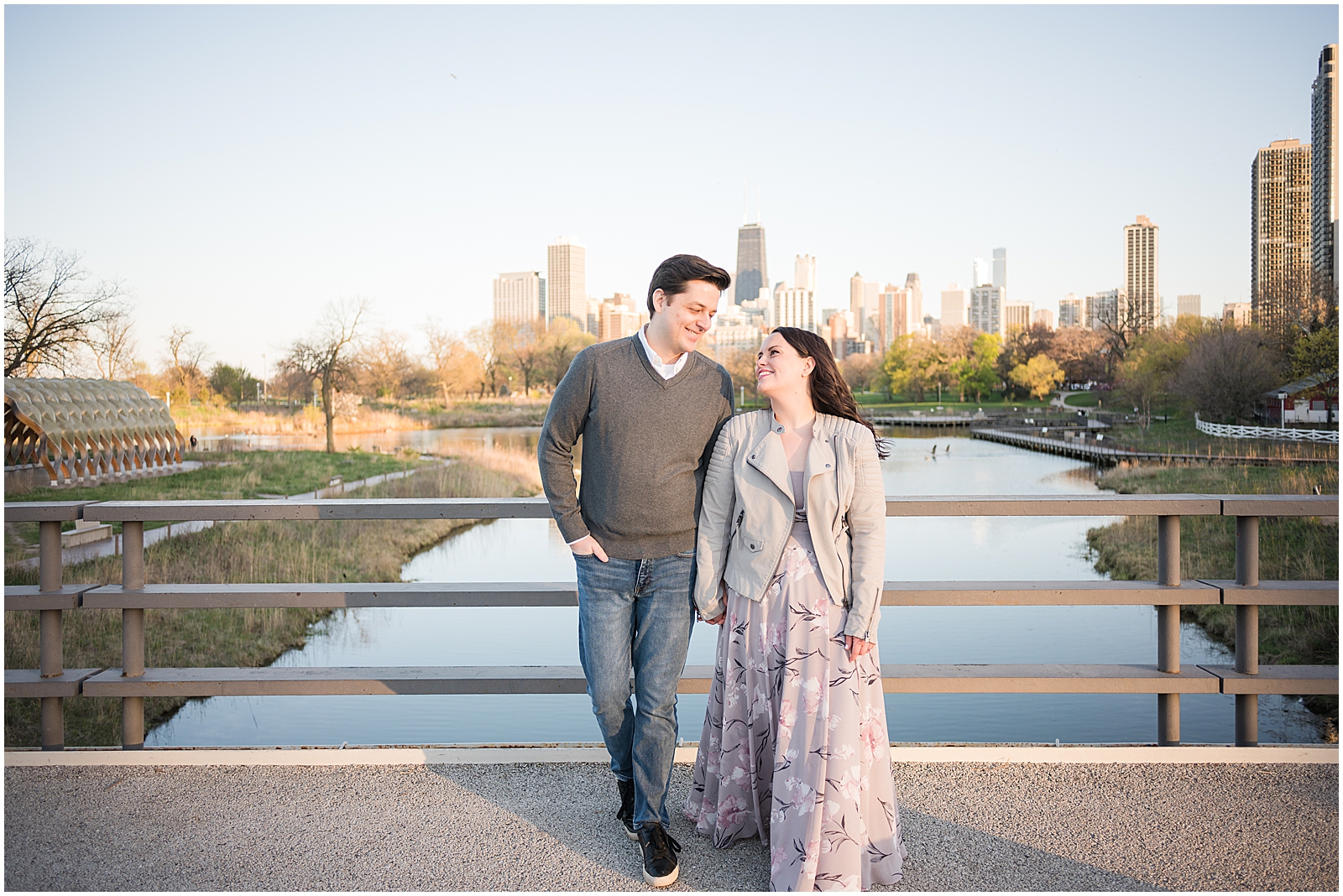 A spring engagement session in Lincoln Park Chicago 