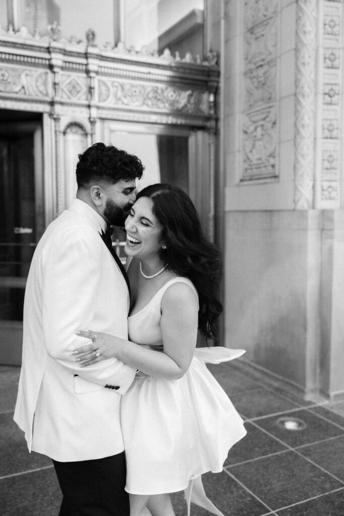 Downtown Chicago Engagement photos. 